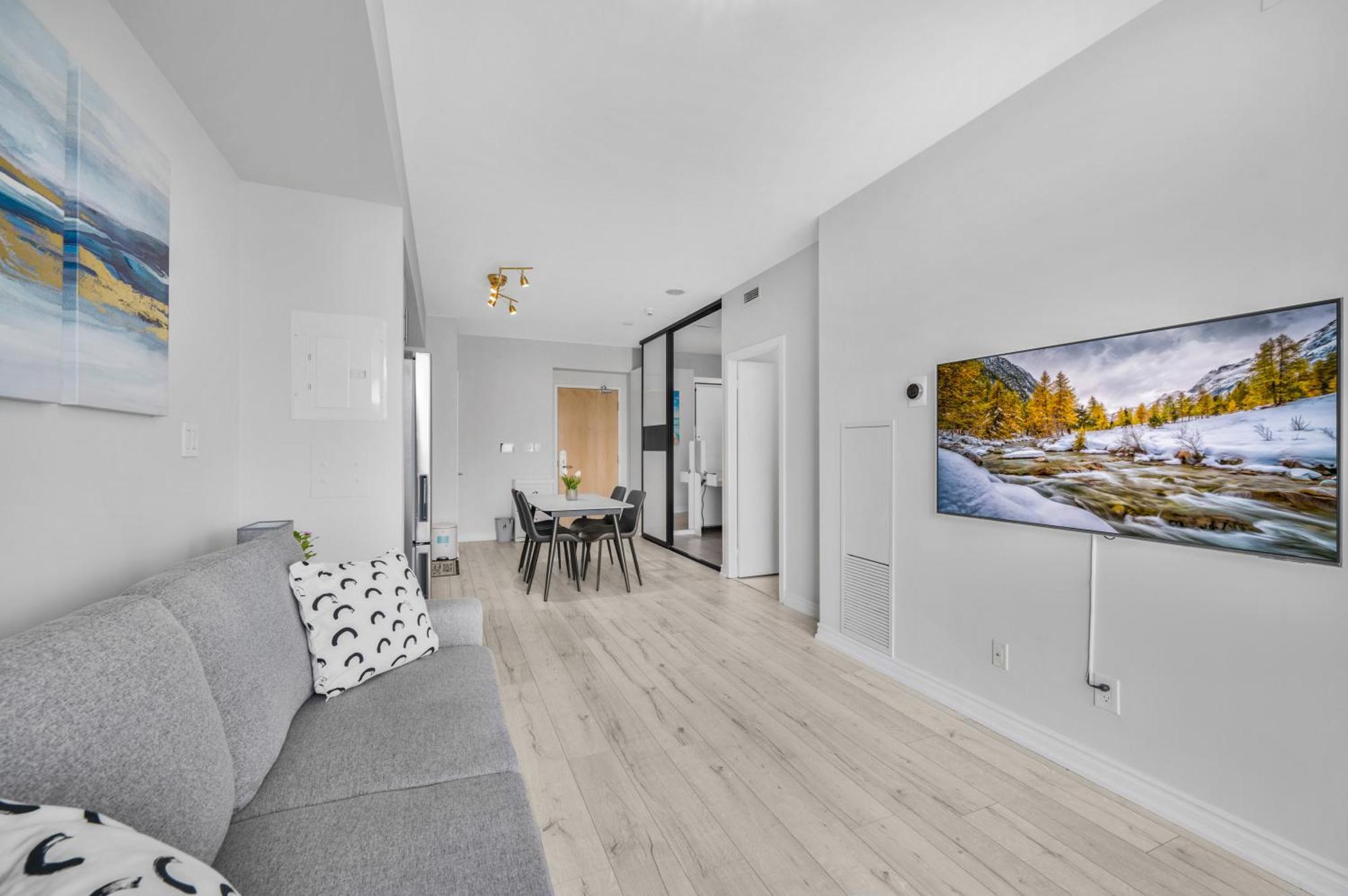 Luxury Downtown Toronto 2 Bedroom Suite With City And Lake Views And Free Parking Екстер'єр фото